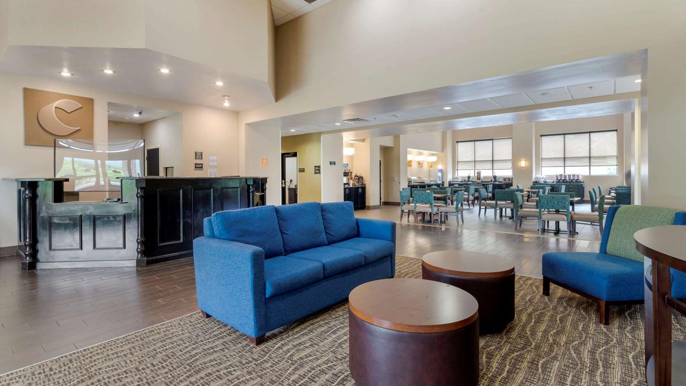 Comfort Suites