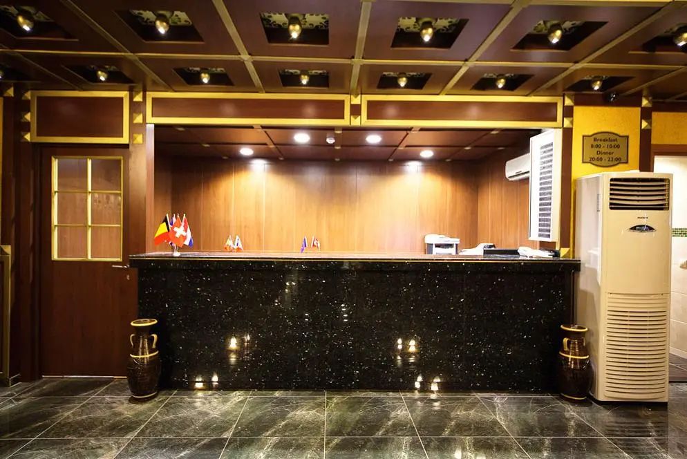 Front desk Photo