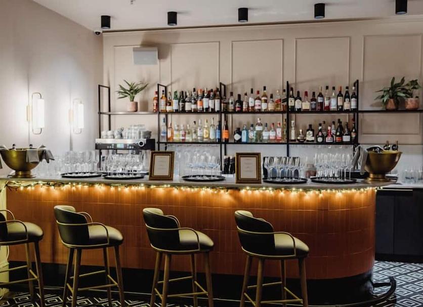 Bar Photo