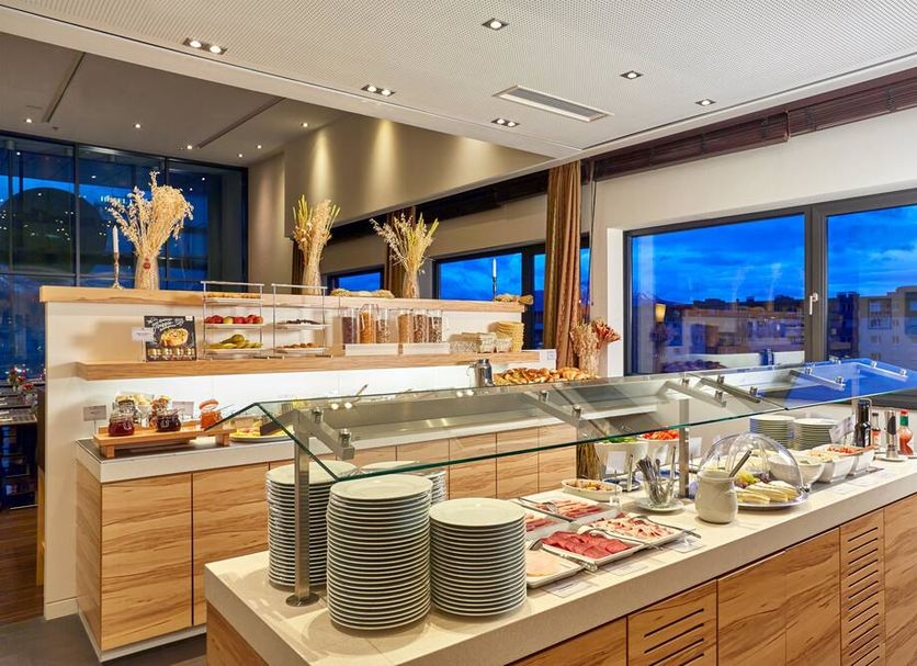 Buffet Photo