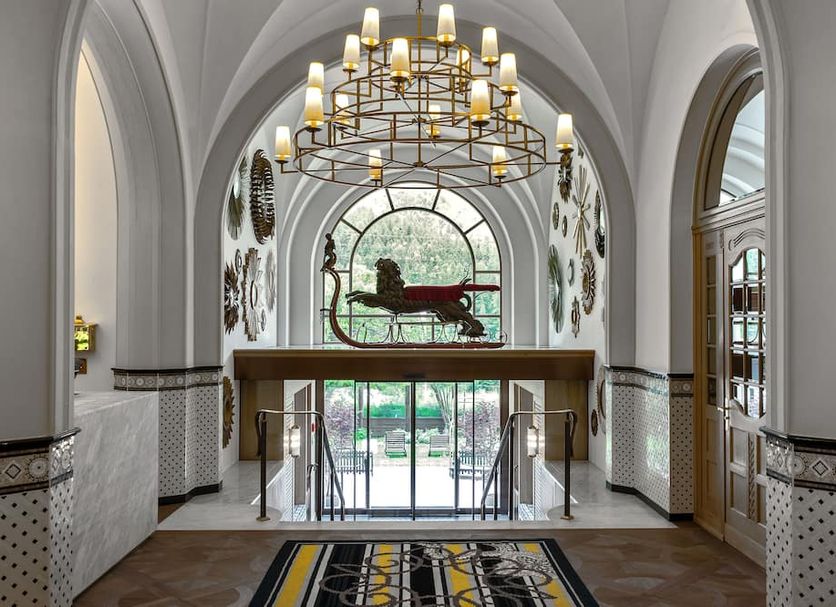Lobby Photo