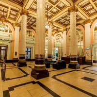 Adelphi Hotel