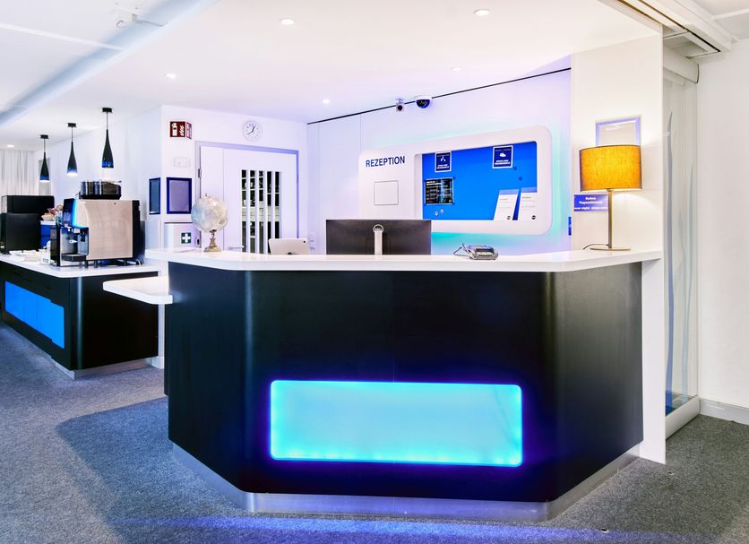 Front desk Photo