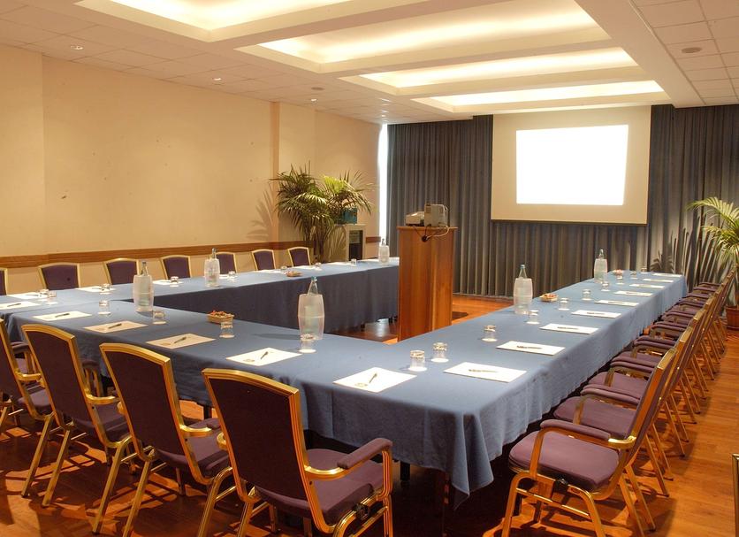 Conference room Photo