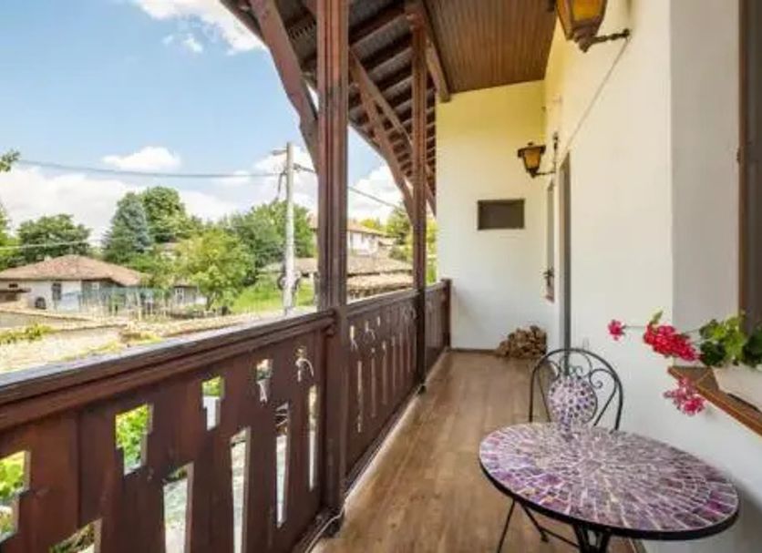 Balcony Photo