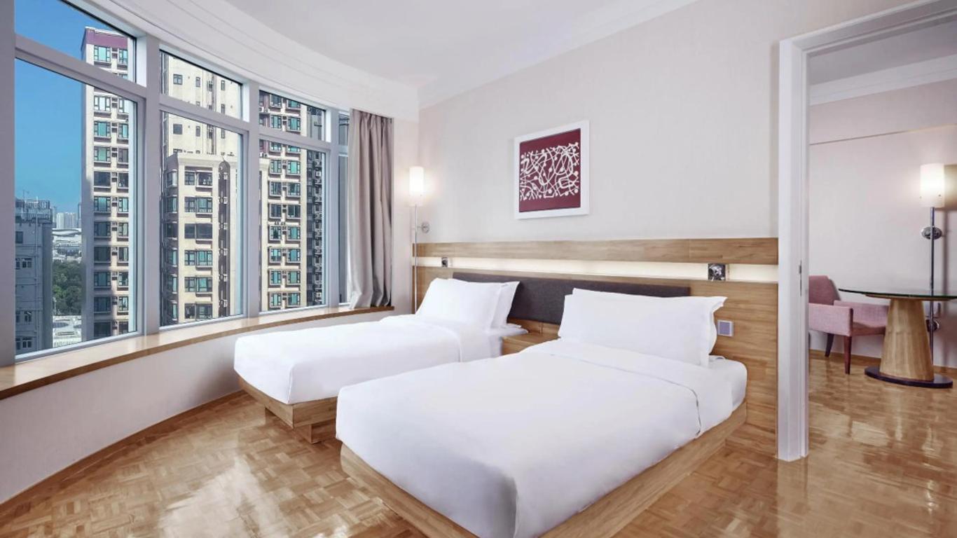 Nina Hotel Causeway Bay (Formerly L'hotel Causeway Bay Harbour View)