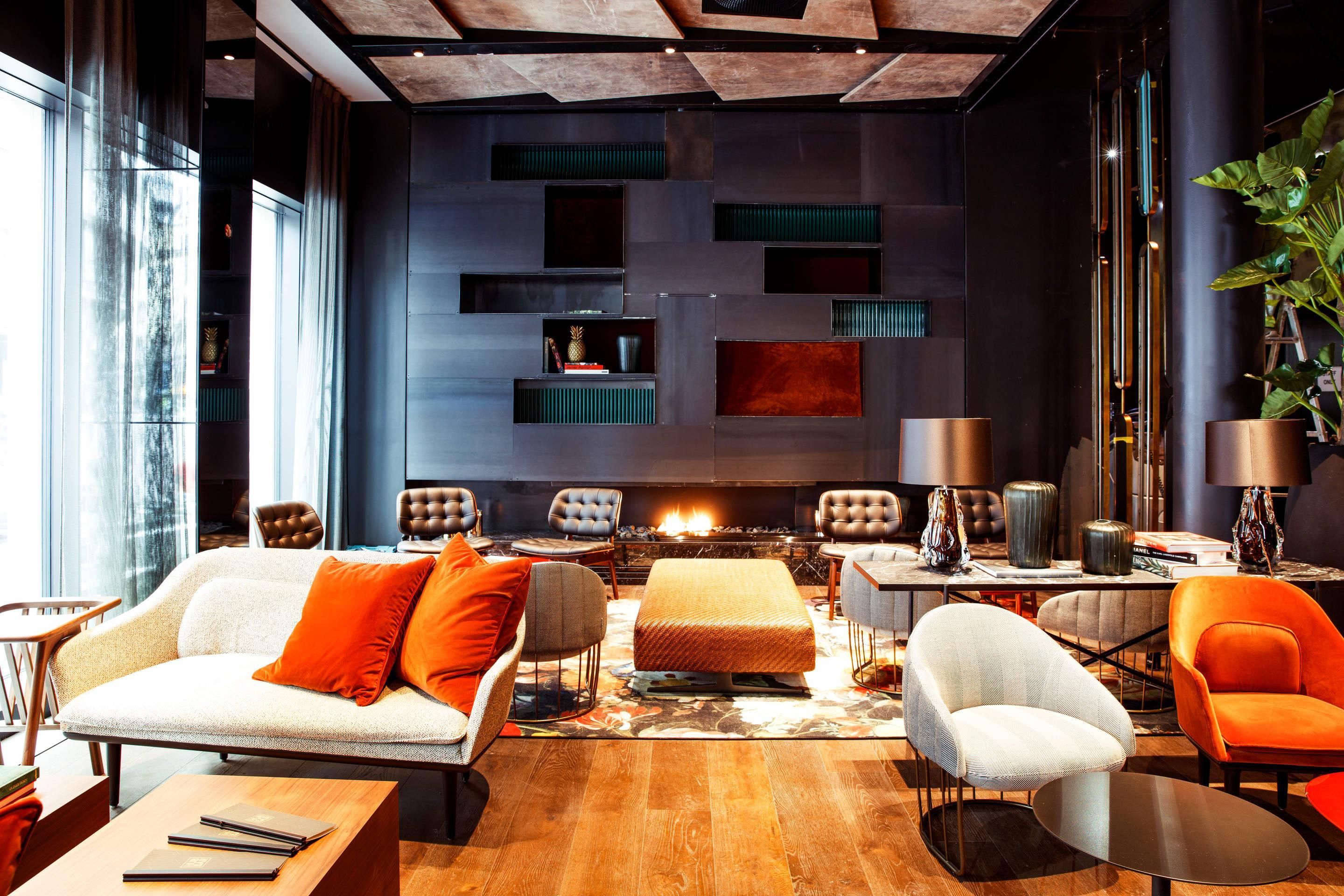 Lounge Photo