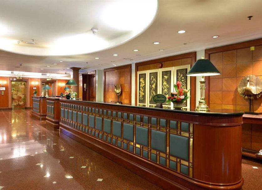 Front desk Photo