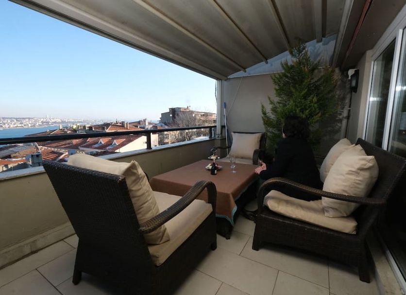 Balcony Photo