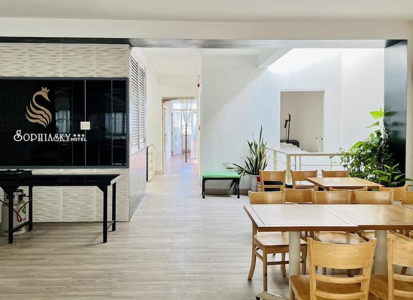 Restaurant Photo