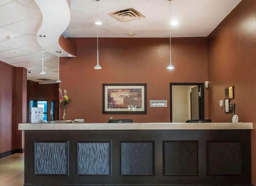 Front desk Photo