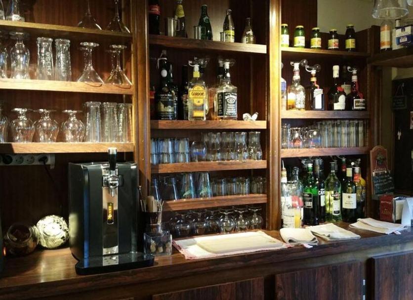 Bar Photo