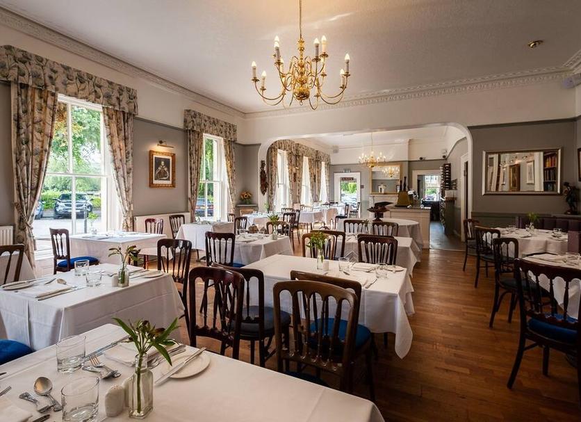 Restaurant Photo