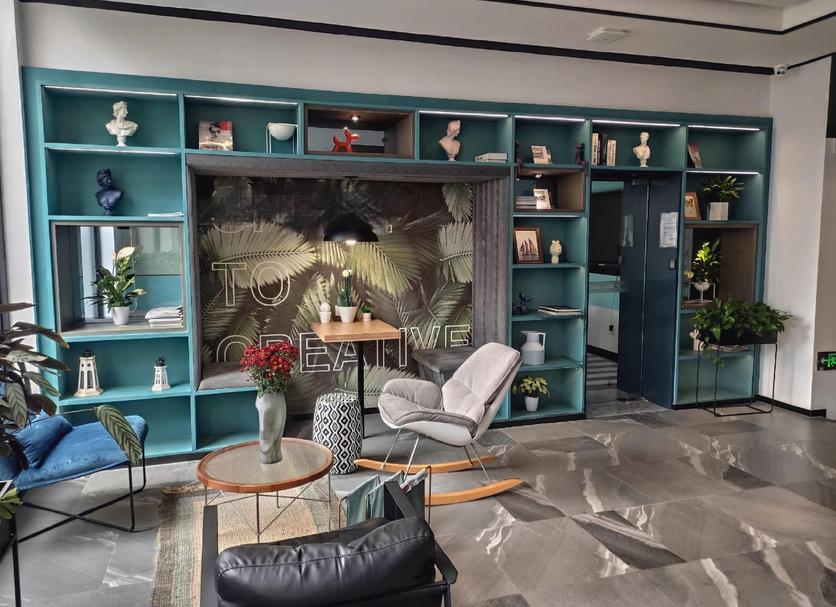 Lounge Photo