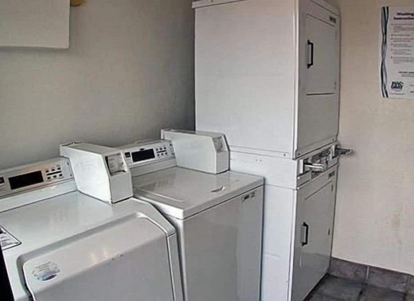 Laundry facility Photo