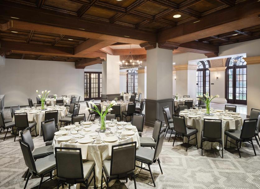 Banquet hall Photo