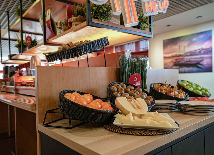 Buffet Photo