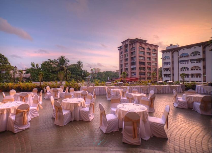 Banquet hall Photo