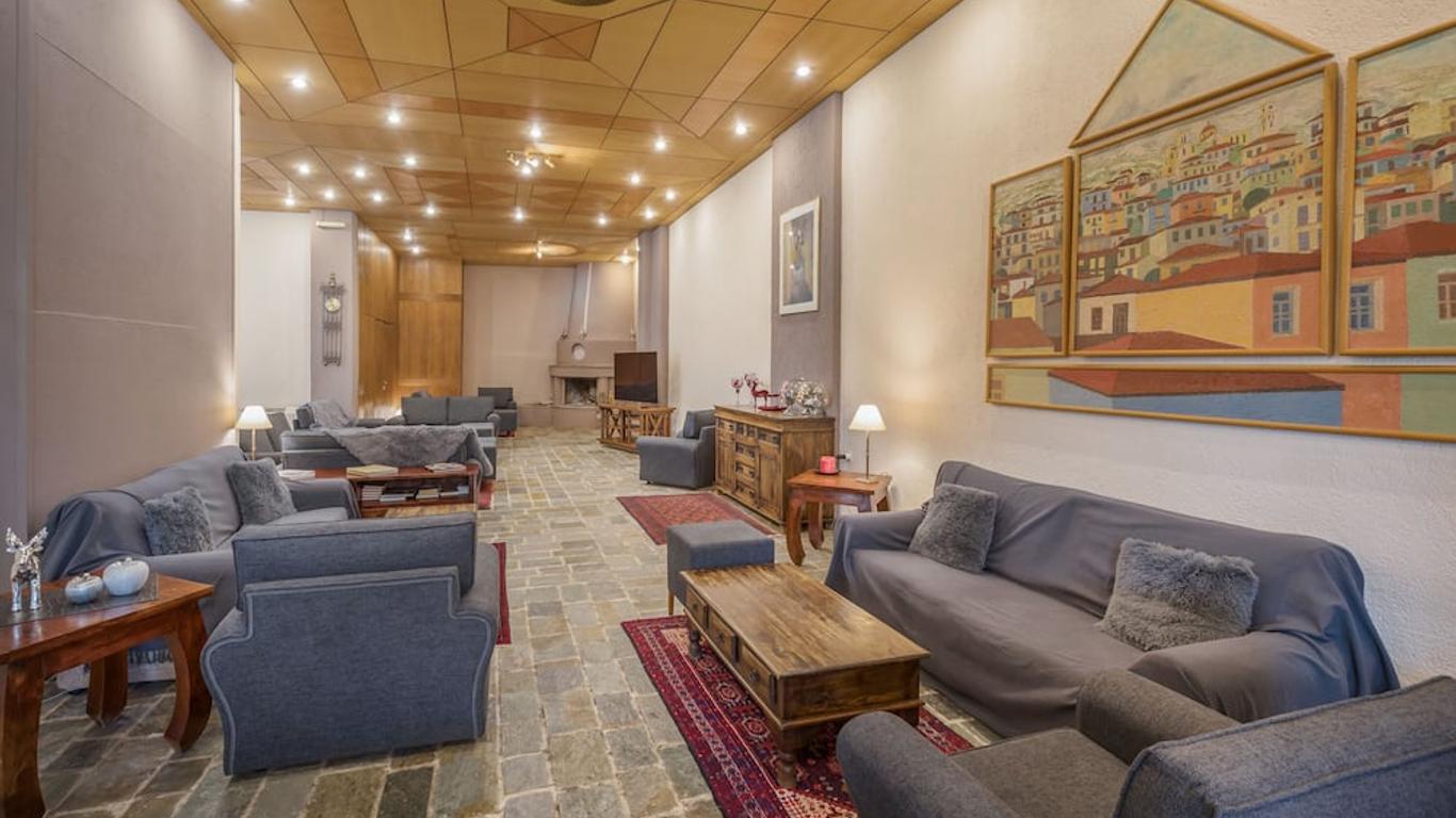 Arahova Inn Hotel