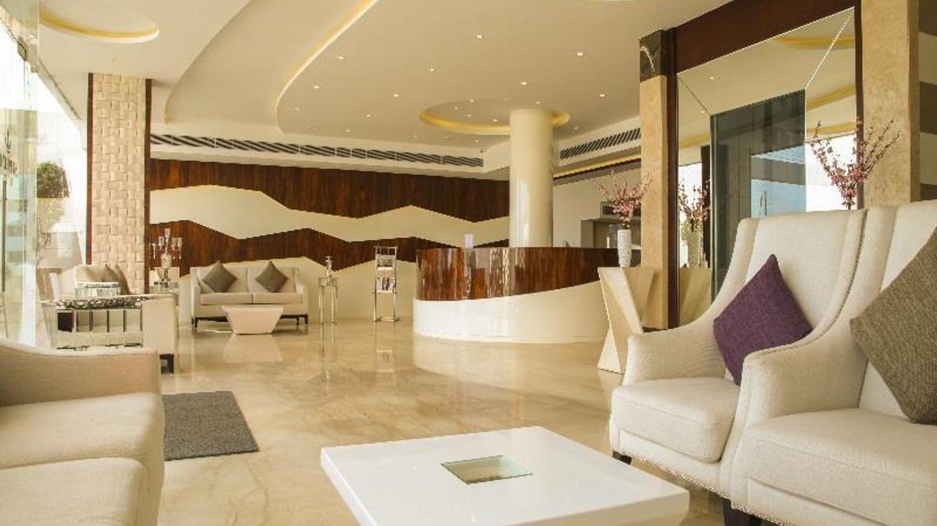 Hotel The Supreme