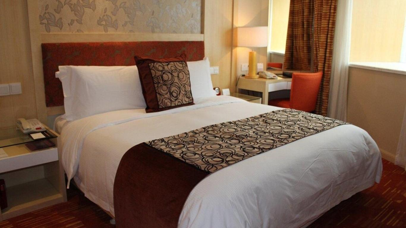 West Lake Hillview Int'L Hotel
