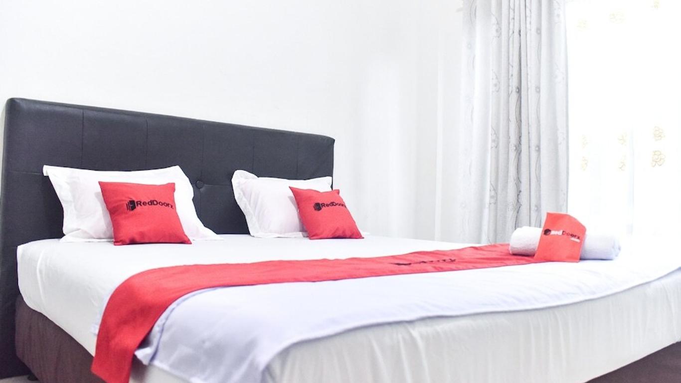 Kanaka Giana Hotel