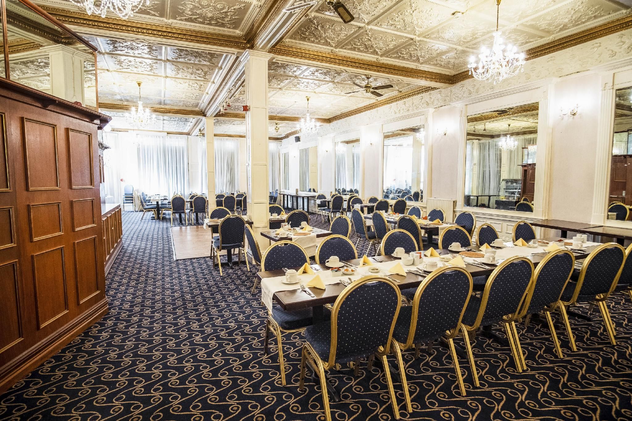 Banquet hall