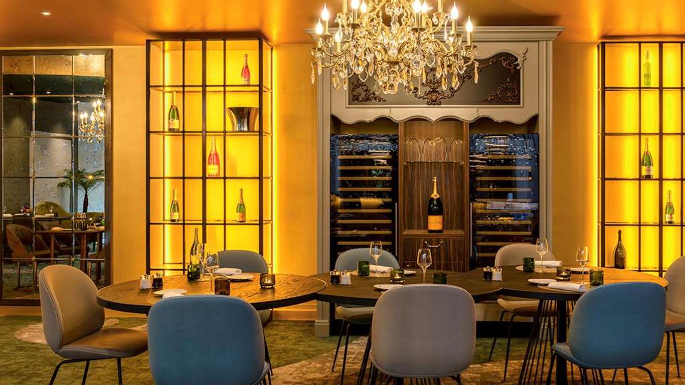 Le Louis Hotel Versailles Château - MGallery Collection