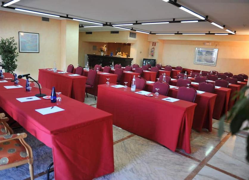 Conference room Photo