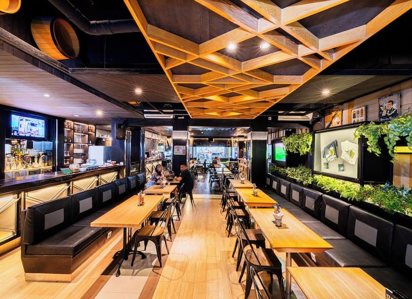 Restaurant Photo