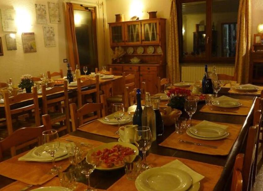 Dining room Photo