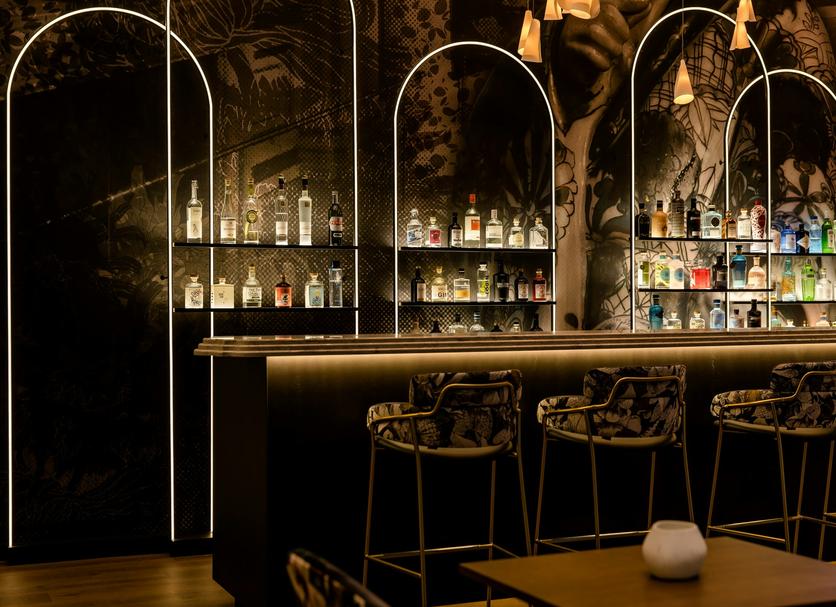 Bar Photo