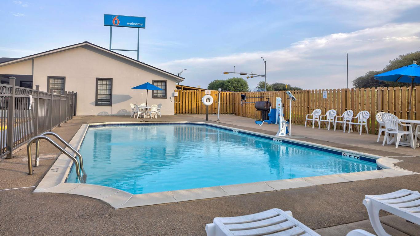 Motel 6 Bryan - College Station