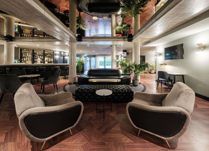 Lounge Photo
