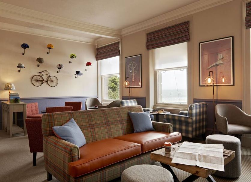 Lounge Photo