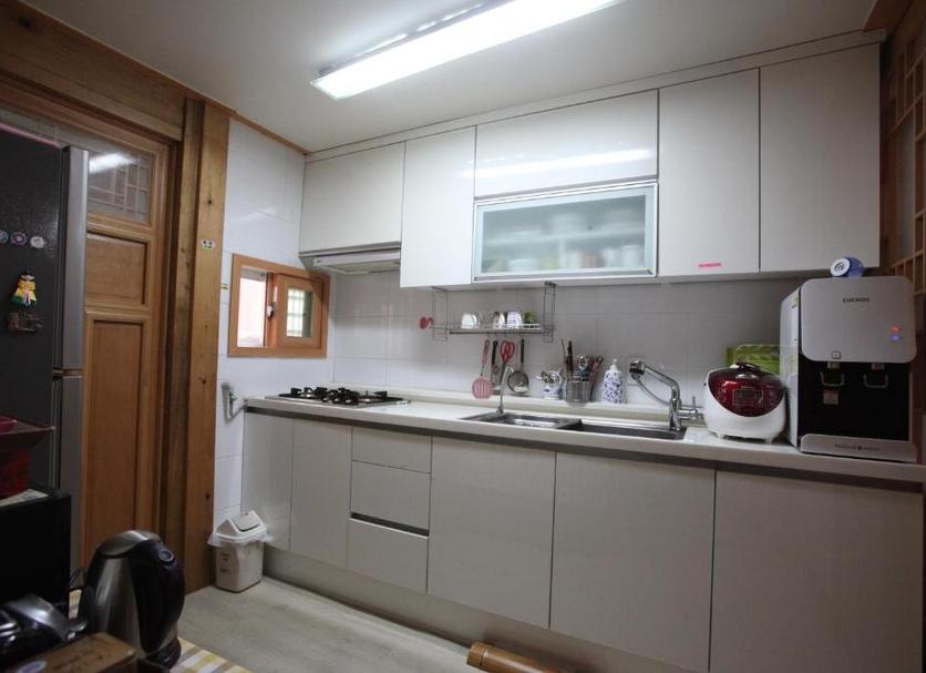 Kitchen Photo