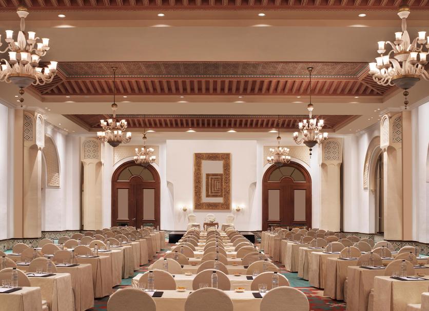 Banquet hall Photo
