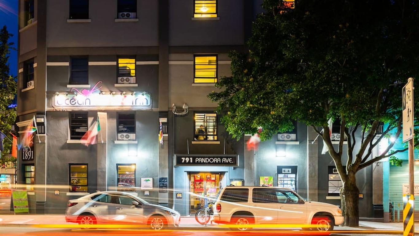 Ocean Island Inn Backpackers Suites