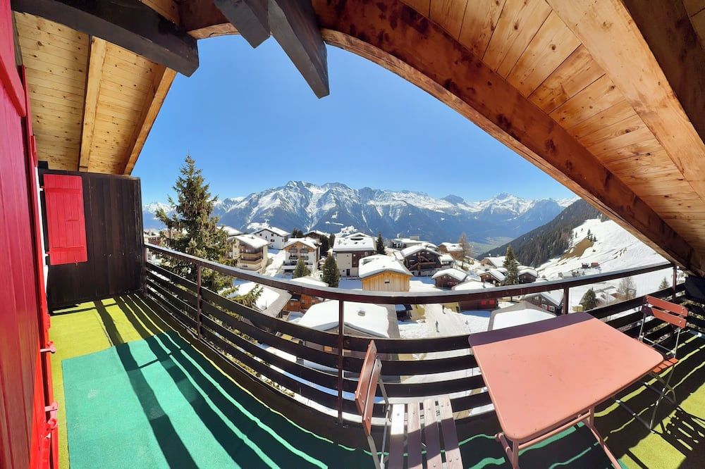 Balcony Photo
