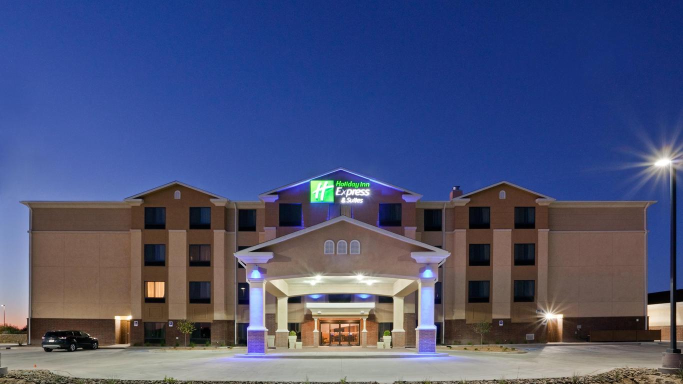 Holiday Inn Express & Suites Deming Mimbres Valley