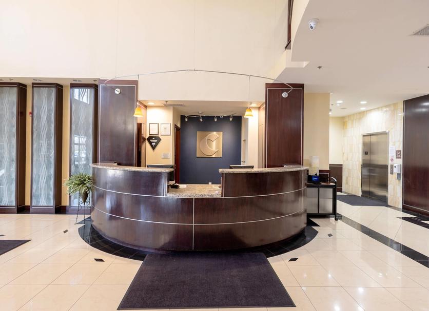 Front desk Photo