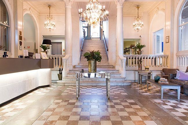 Lobby Photo