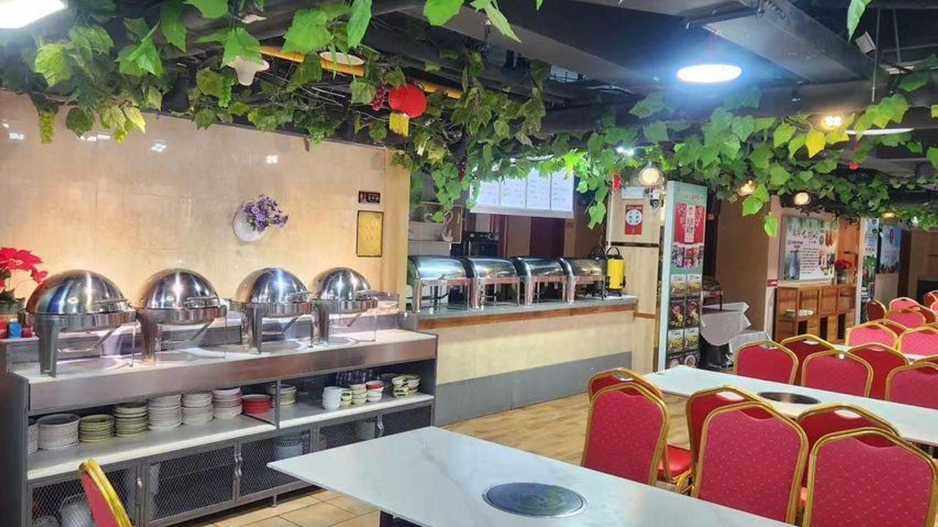 Tangyin Hotel (Dalian Railway Station)
