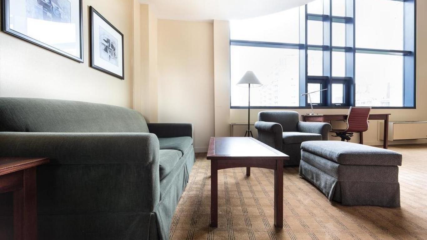 Residence Carrefour Sherbrooke