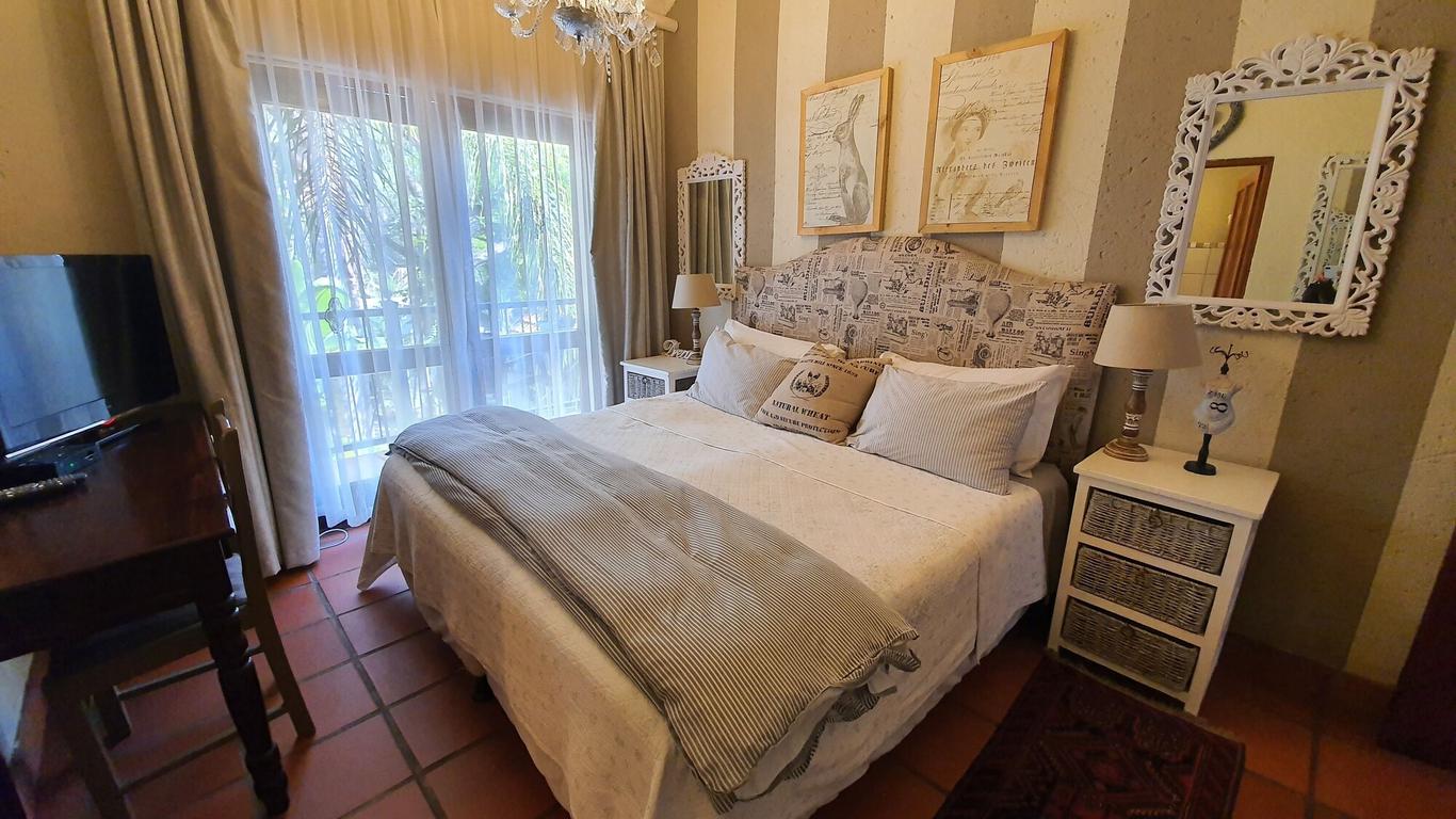 Waterhouse Guest Lodge - Indus Street