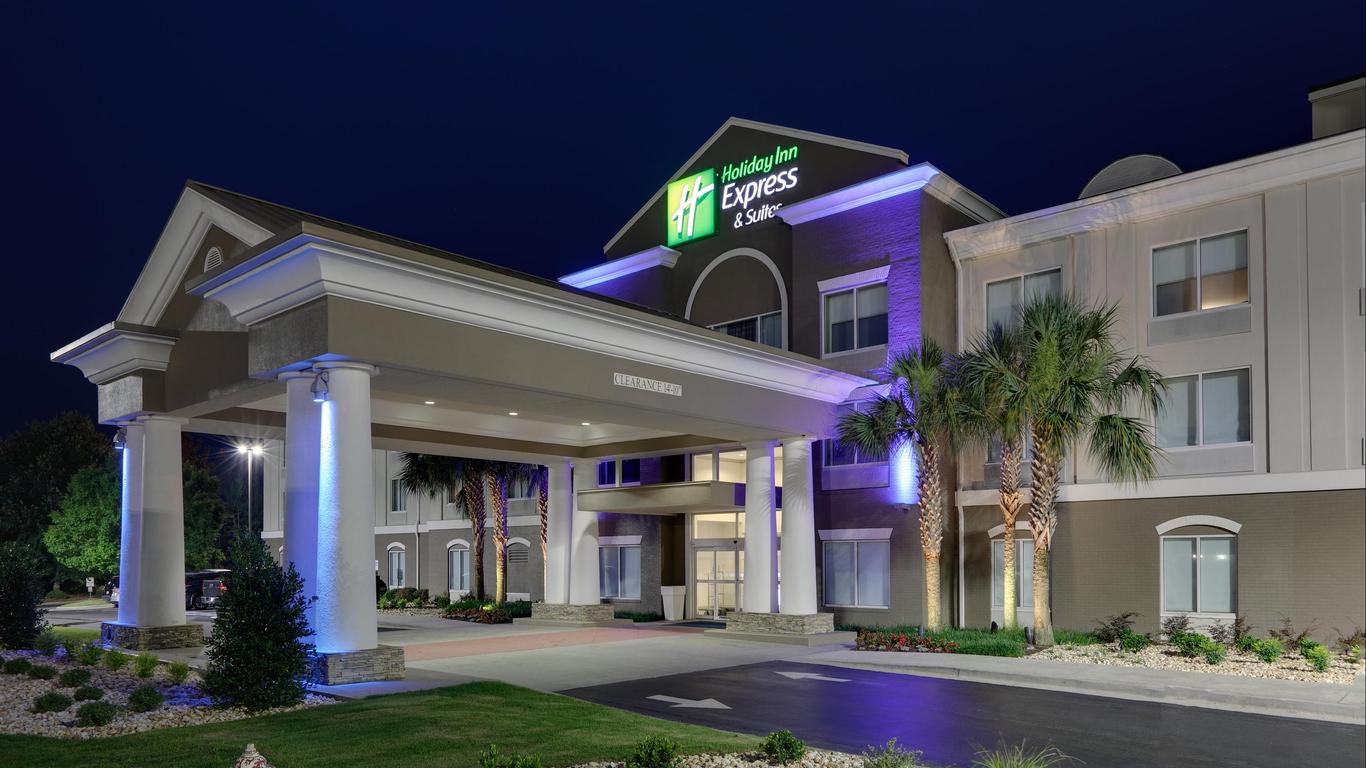 Holiday Inn Express & Suites I-16, An IHG Hotel