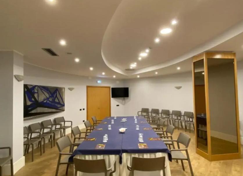 Conference room Photo