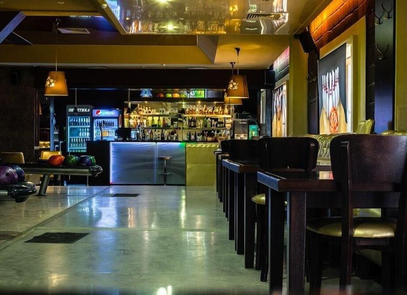 Bar Photo