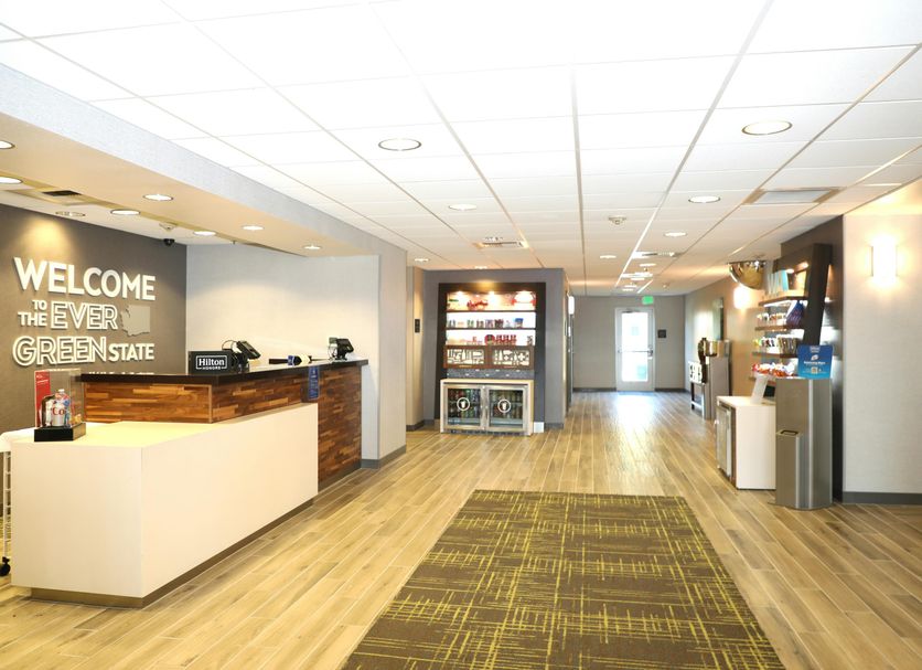 Front desk Photo