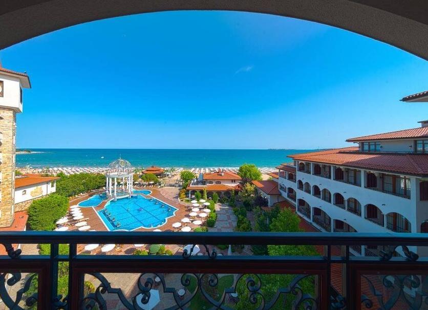 Balcony Photo